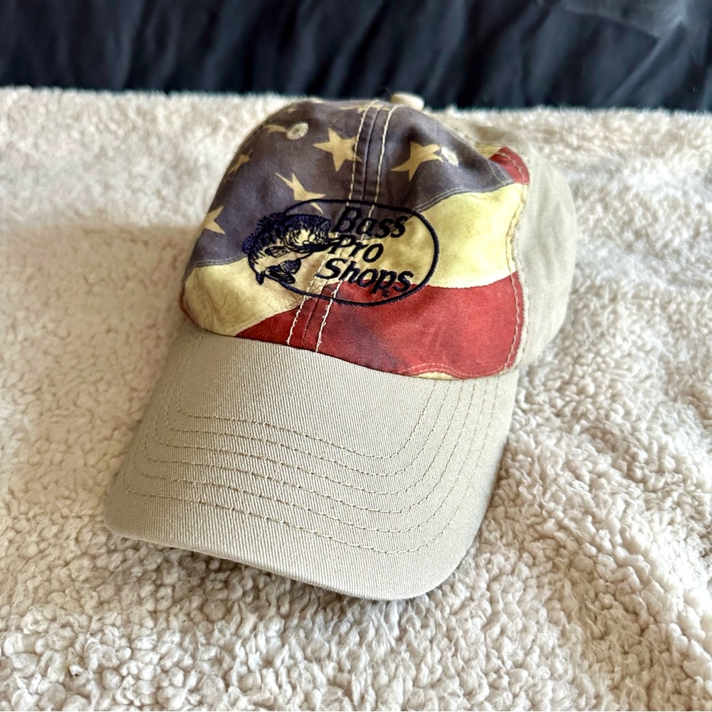 Bass Pro‎ Shops American Flag Cap